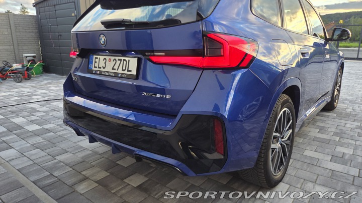 BMW X1 X1e 25 xDrive M 5 let zár 2025