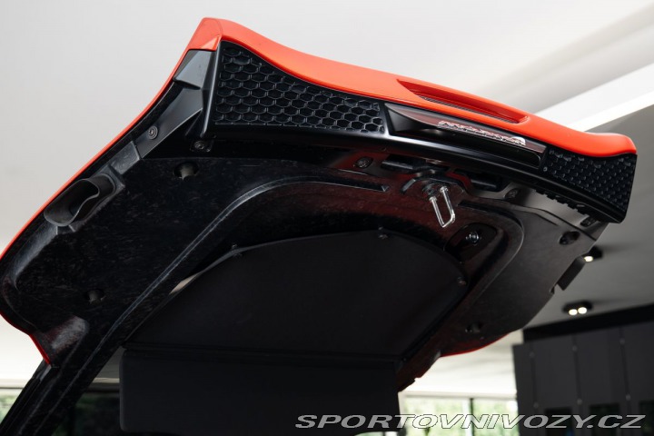 McLaren Ostatní modely Bower&Wilkins/Pano/Li 2022
