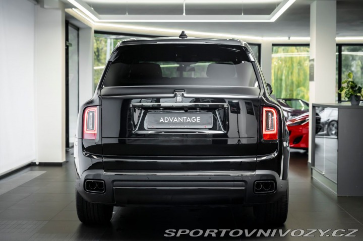 Rolls Royce Cullinan Black Badge 2023