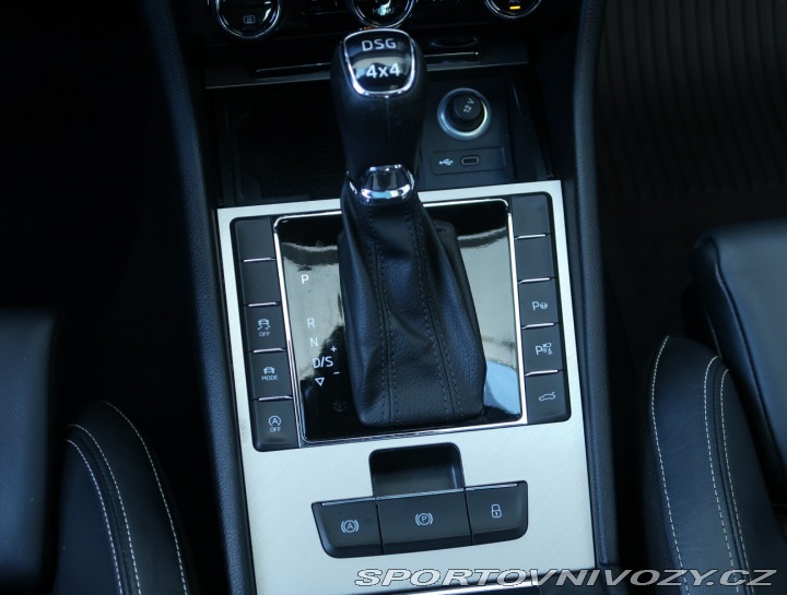 Škoda Superb Laurin&Klement 2.0 TS 2020