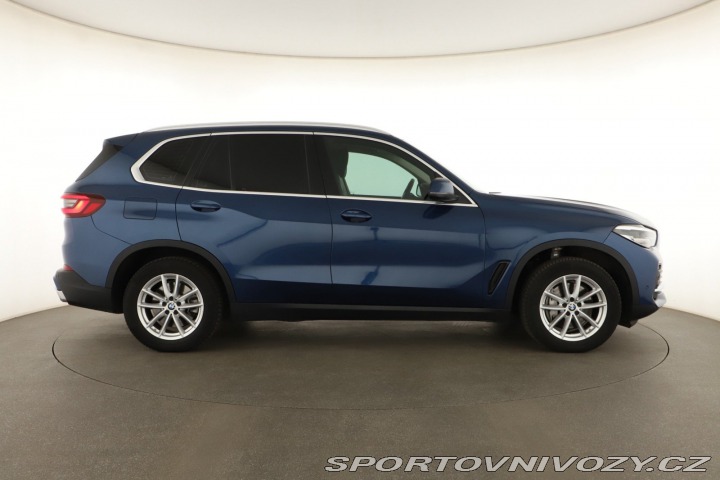 BMW X5 xDrive40i 2022