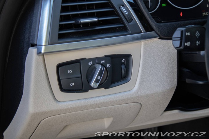 BMW 3 330d xDrive Sportline Sh 2017