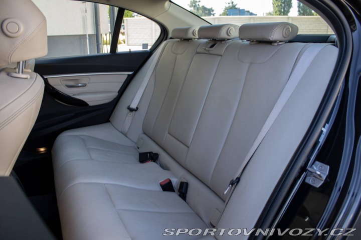 BMW 3 330d xDrive Sportline Sh 2017