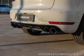 Porsche Macan Turbo Performance & Black 2021