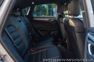 Porsche Macan Turbo Performance & Black 2021