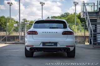Porsche Macan Turbo Performance & Black 2018