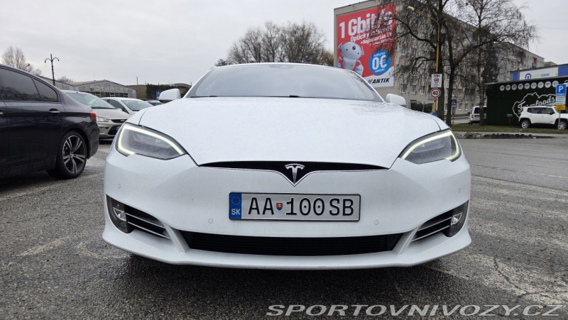 Tesla Model S 90D Model S SC01