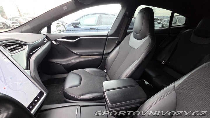 Tesla Model S 90D Model S SC01 2017