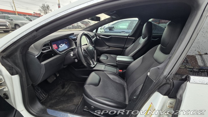 Tesla Model S 90D Model S SC01 2017