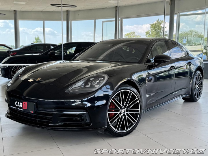 Porsche Panamera 4S 324kW*Chrono*Dověry*Pa 2018