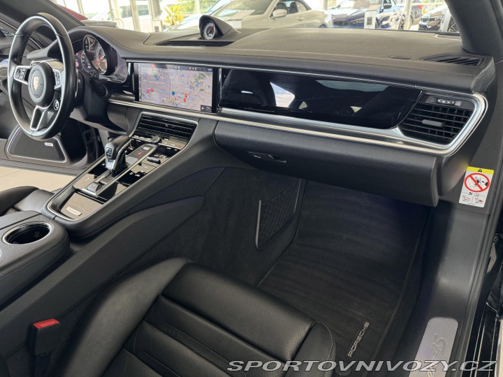 Porsche Panamera 4S 324kW*Chrono*Dověry*Pa 2018