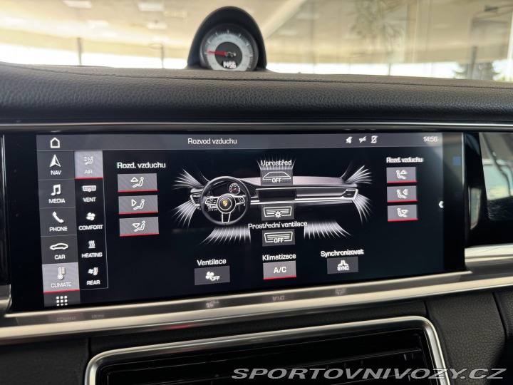 Porsche Panamera 4S 324kW*Chrono*REZERVACE 2018