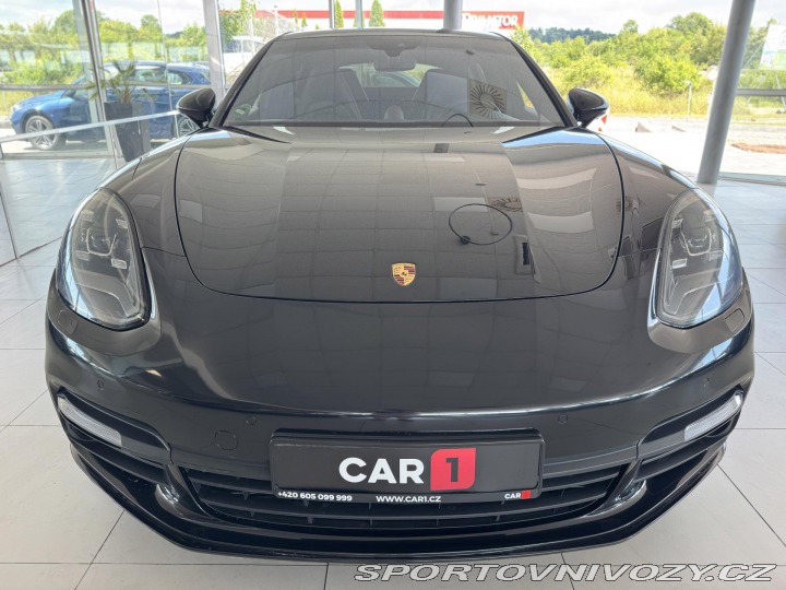 Porsche Panamera 4S 324kW*Chrono*REZERVACE 2018