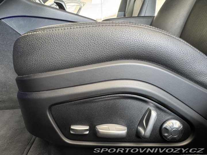 Porsche Panamera 4S 324kW*Chrono*REZERVACE 2018