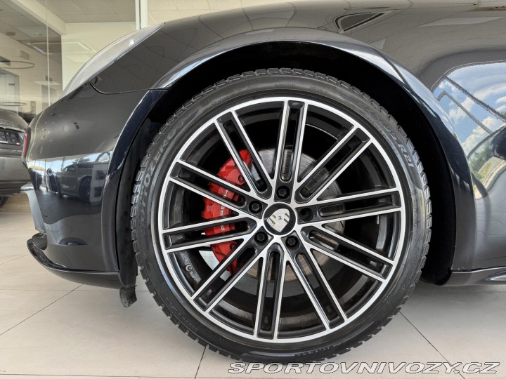 Porsche Panamera 4S 324kW*Chrono*REZERVACE 2018