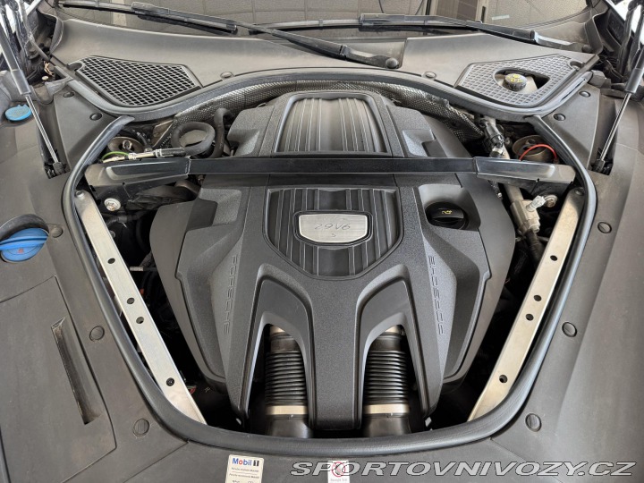 Porsche Panamera 4S 324kW*Chrono*REZERVACE 2018