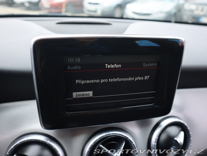 Mercedes-Benz CLA AMG Paket 180 2013