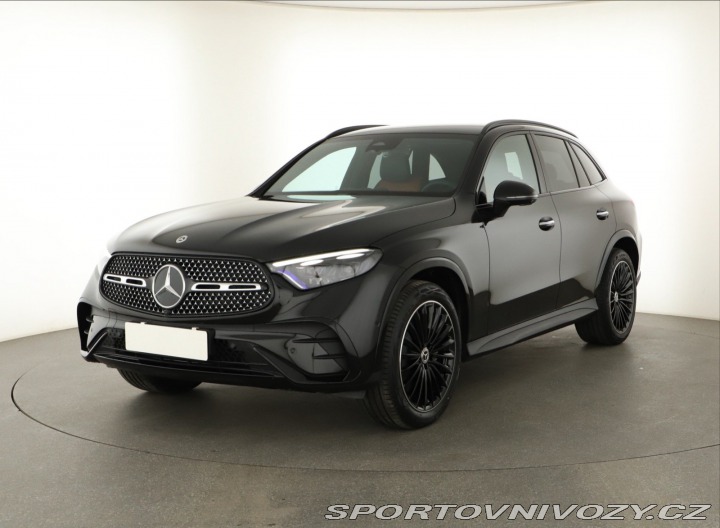 Mercedes-Benz Ostatní modely GLC AMG Line GLC 220 d 4MATIC 2025