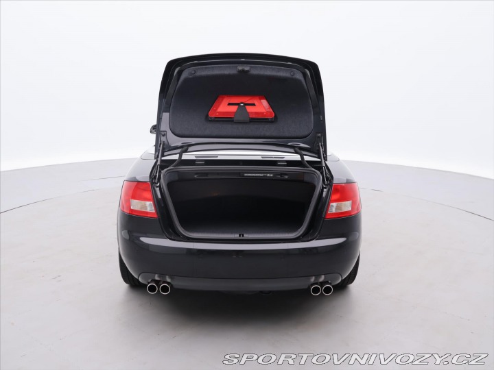 Audi A4 2,5 TDI  120kW MAN Cabrio 2004