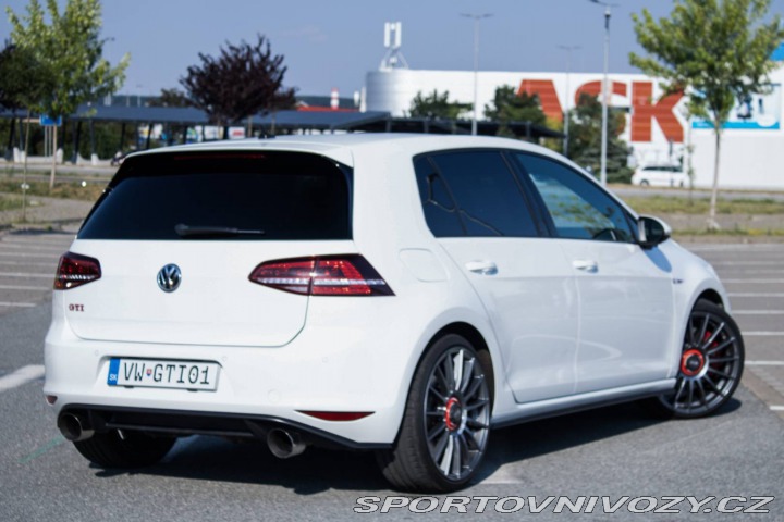 Volkswagen Golf 2.0 TSI GTI Perfomance, 2016