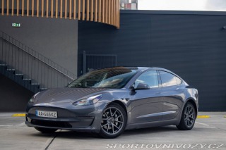 Tesla Model 3 Long Range / Tažné / Tep