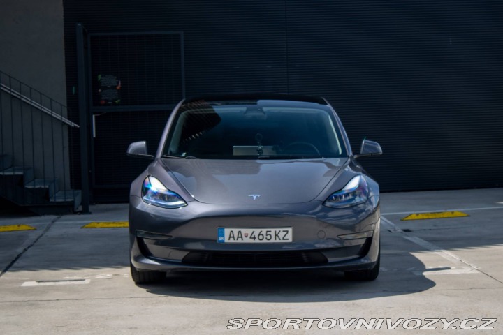 Tesla Model 3 Long Range / Tažné / Tep 2021