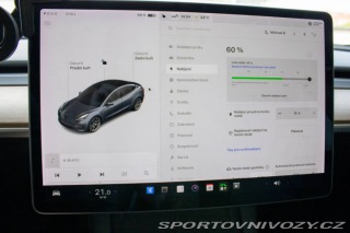 Tesla Model 3 Long Range / Tažné / Tep 2021