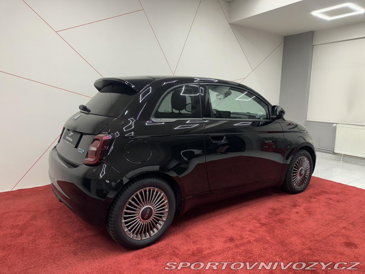 Fiat 500 500e 42kwh*KAMERA*10”UCON 2022