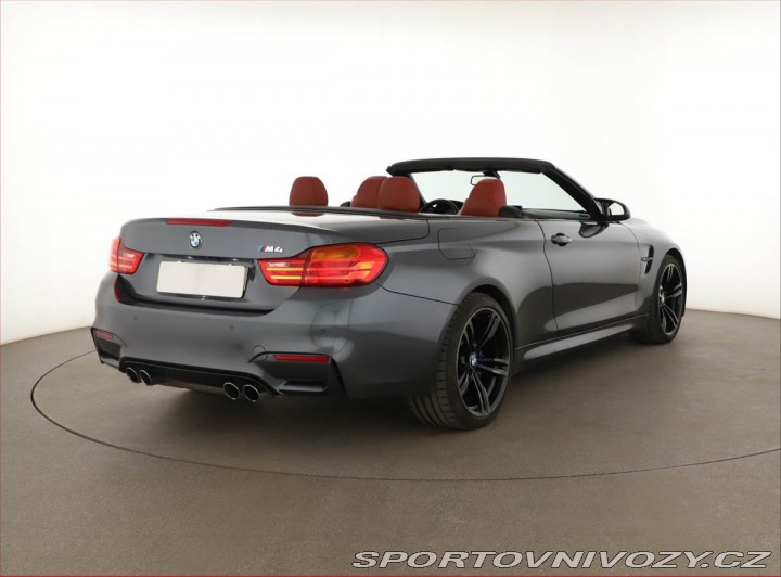 BMW M4  2015