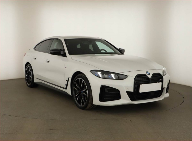BMW 4 M440i xDrive, Sport Line