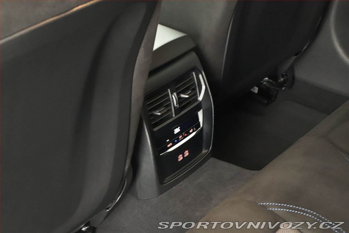 BMW 4 M440i xDrive, Sport Line 2025
