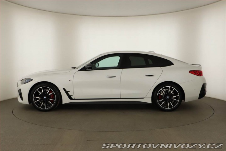 BMW 4 M440i xDrive, Sport Line 2025