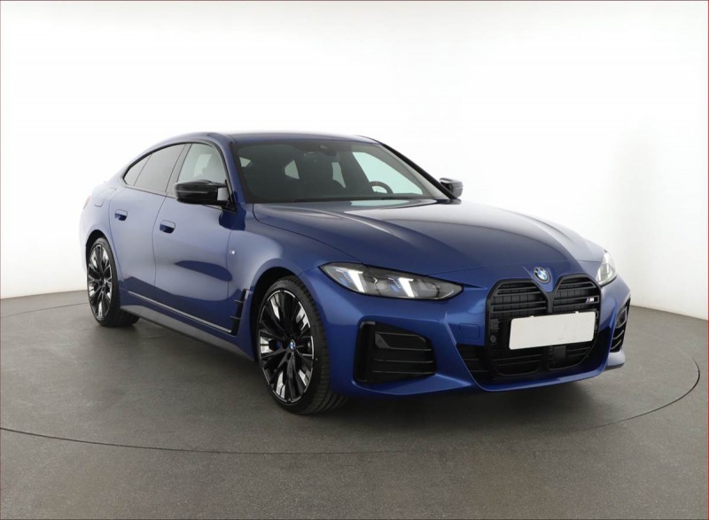 BMW 4 M440i xDrive