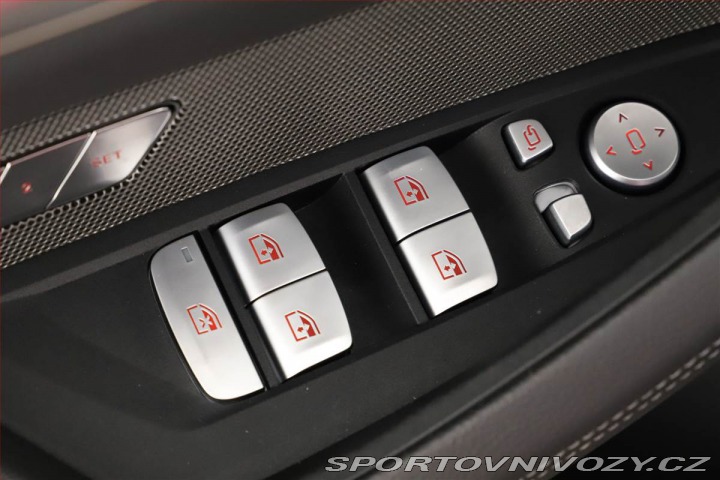 BMW 4 M440i xDrive, H/K, Výhřev 2025