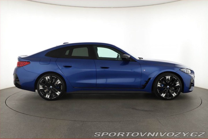 BMW 4 M440i xDrive, H/K, Výhřev 2025