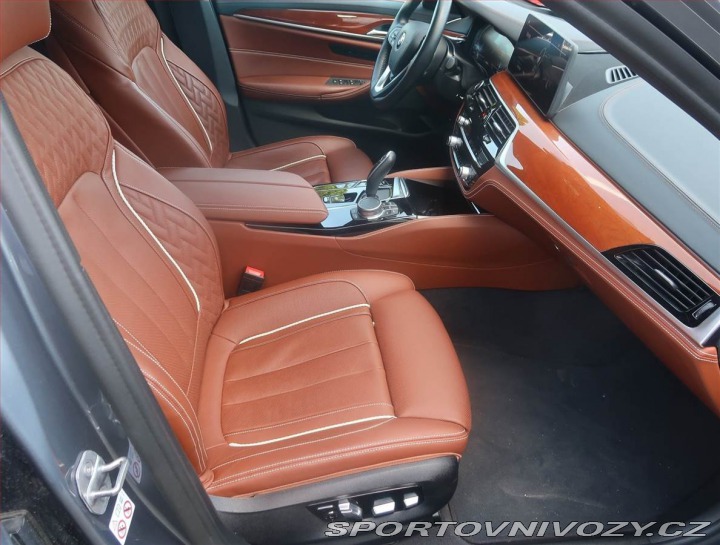 BMW 5 530e xDrive 2021