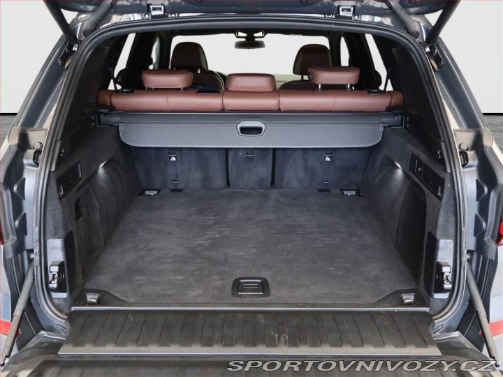 BMW X5 xDrive40i 2021