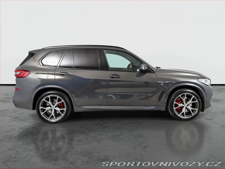BMW X5 xDrive40i 2021