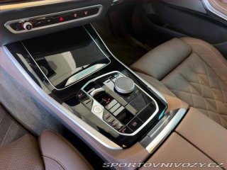 BMW X5 xDrive40i 2025