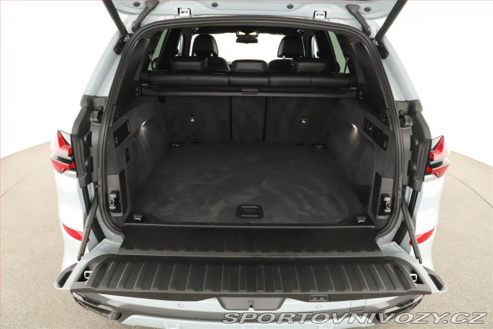BMW X5 xDrive40i, M Paket, Vzduc 2025