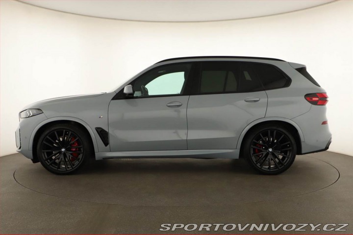 BMW X5 xDrive40i, M Paket, Vzduc 2025