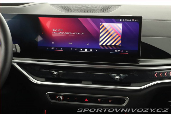BMW X5 xDrive40i, M Paket, Vzduc 2025