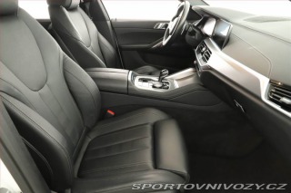 BMW X6 xDrive40i, ACC, Výhřev, K 2022