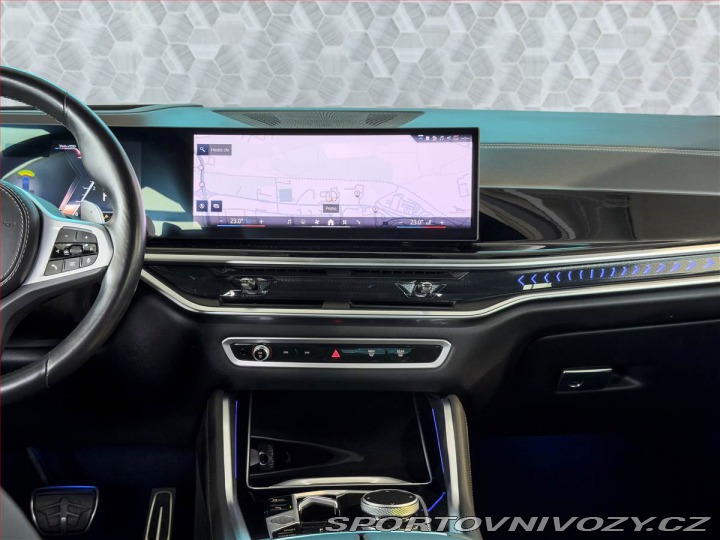 BMW X6 xDrive30d, Vzduch 2024