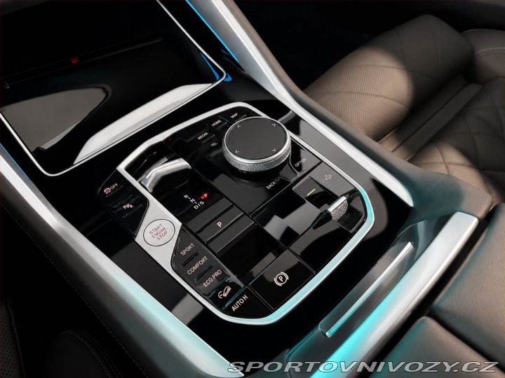 BMW X6 xDrive30d, Vzduch 2024
