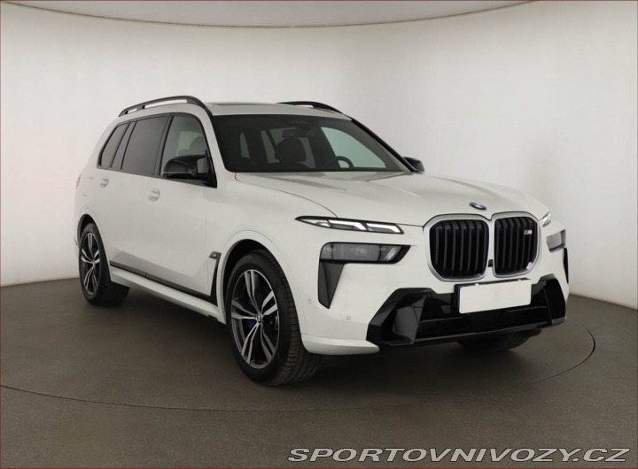 BMW X7 M60i, 7míst, Vzduch 2024