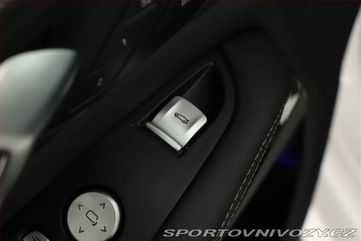 BMW X7 M60i, 7míst, Vzduch 2024