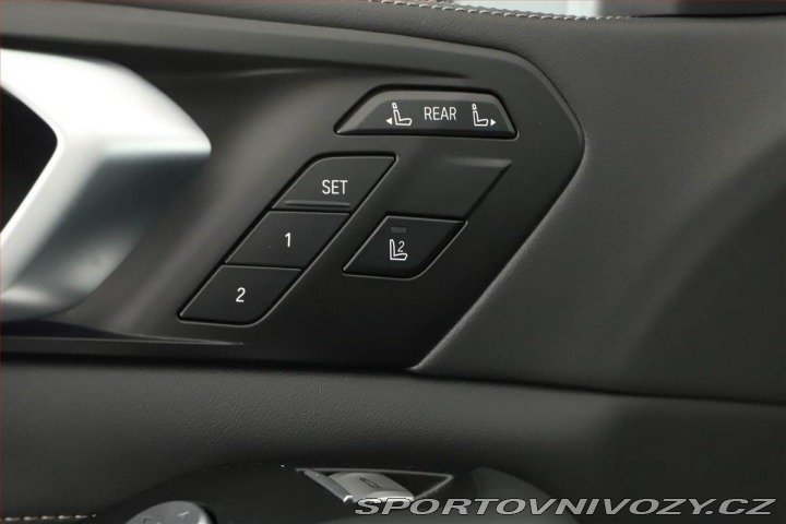 BMW X7 M60i, 7míst, Vzduch 2024