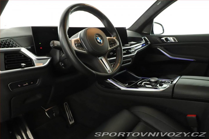 BMW X7 M60i, 7míst, Vzduch 2024