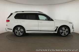 BMW X7 M60i 2024